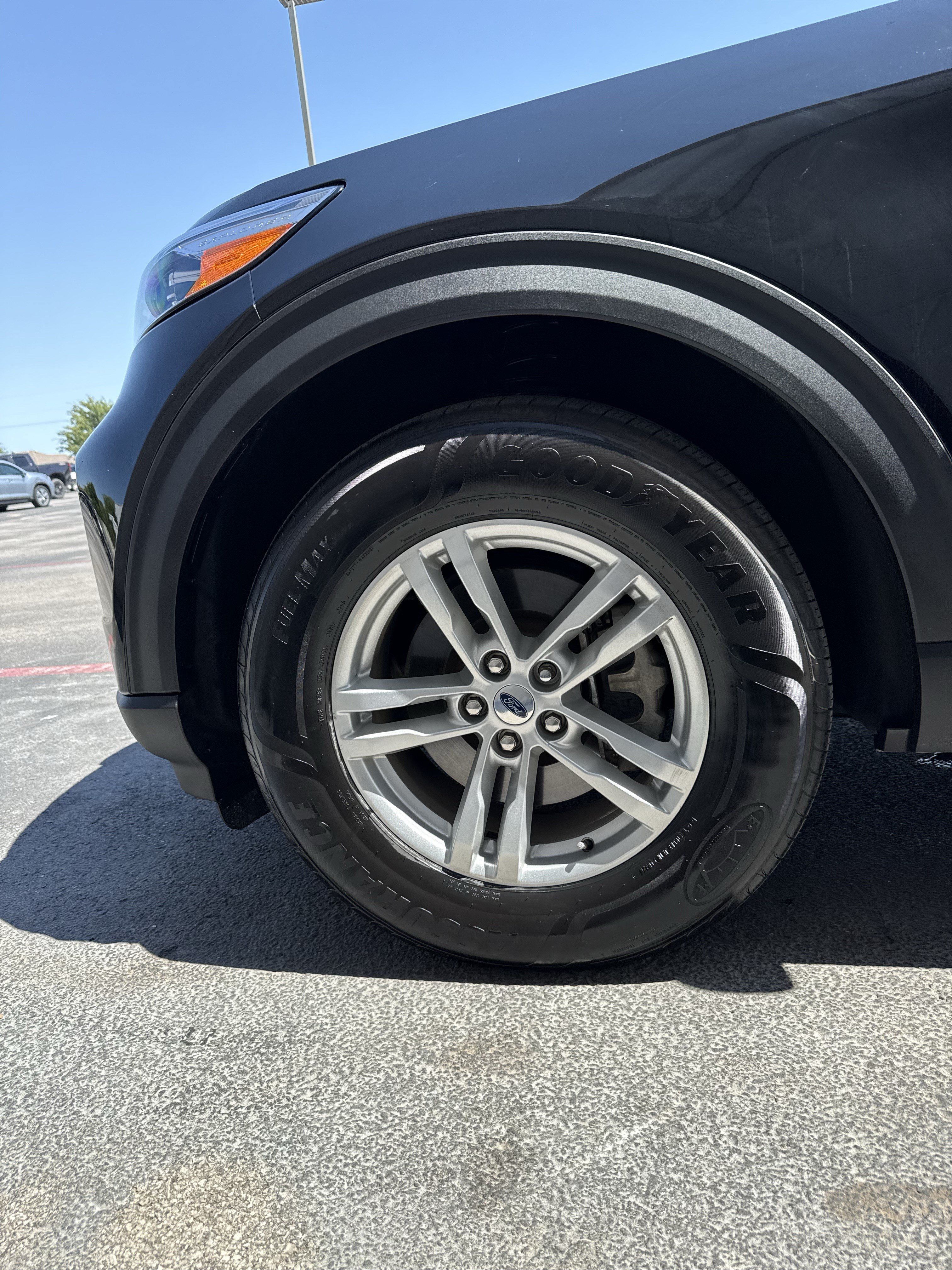 Used 2021 Ford Explorer XLT RWD image 37
