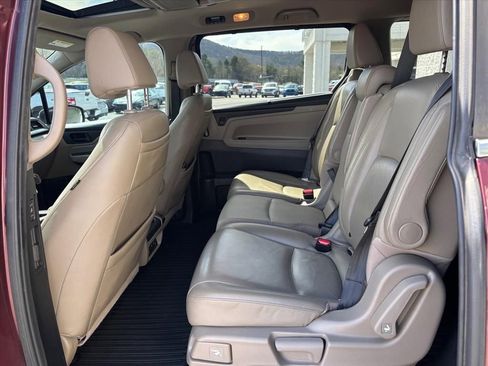 Used 2018 Honda Odyssey EX-L image 10