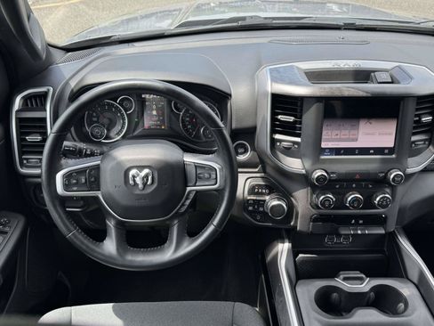 Used 2023 RAM 1500 Big Horn AWD/4WD image 30