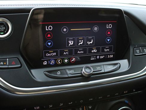 Used 2022 Chevrolet Blazer LT FWD image 36