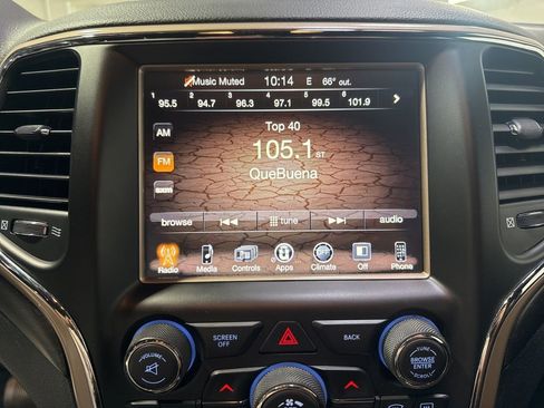 Used 2015 Jeep Grand Cherokee Laredo w/ Quick Order Package 23E AWD/4WD image 17