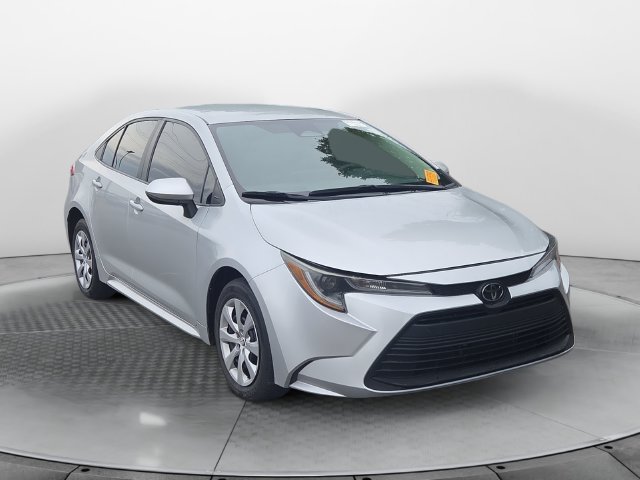 Used 2024 Toyota Corolla LE FWD image 7