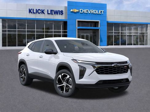 New 2026 Chevrolet Trax RS w/ Driver Confidence Package image 7