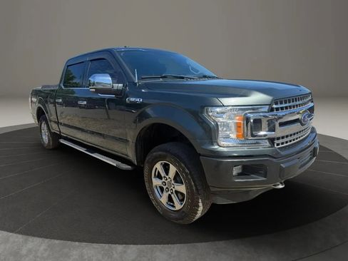 Used 2018 Ford F150 XLT w/ Equipment Group 302A Luxury AWD/4WD image 3