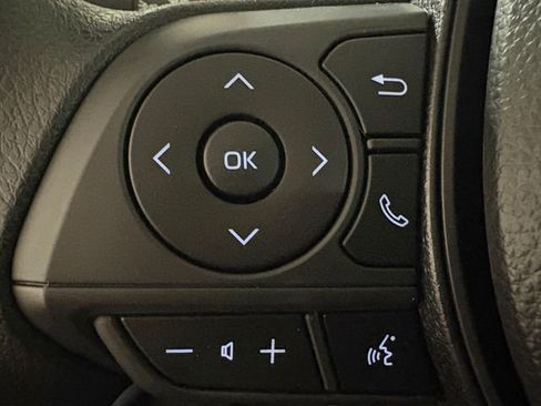 Used 2026 Toyota Corolla LE image 8