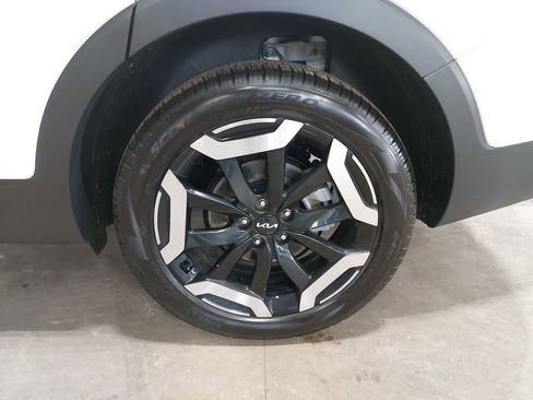 New 2025 Kia Telluride EX image 36