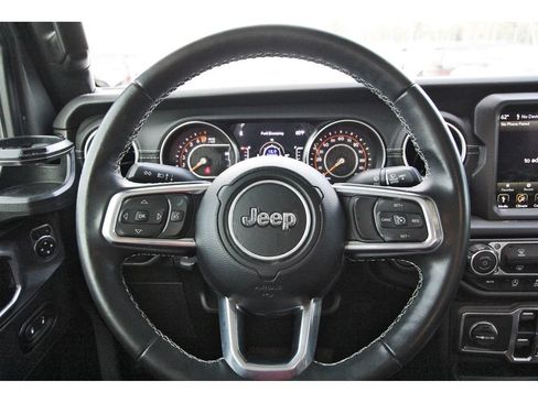 Used 2022 Jeep Gladiator Overland w/ Popular Equipment Package AWD/4WD image 14