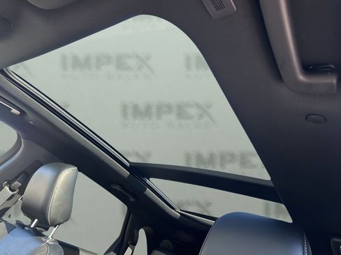 Used 2020 Ford Edge ST w/ Equipment Group 401A image 12