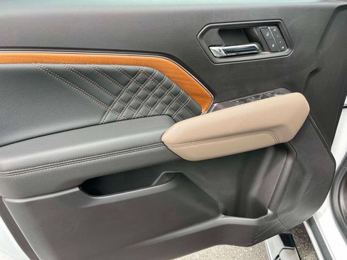 Certified 2023 GMC Canyon Denali AWD/4WD image 22