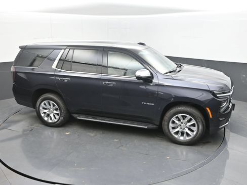 Used 2025 Chevrolet Tahoe Premier AWD/4WD image 28