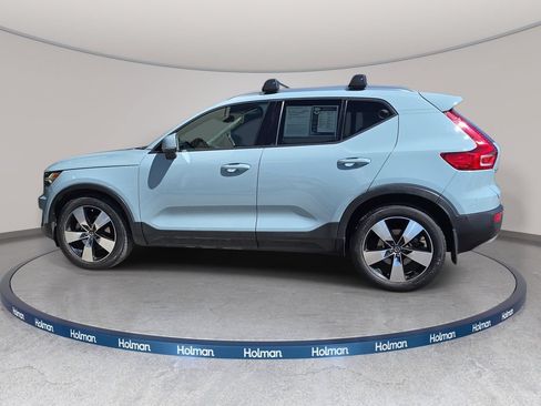 Used 2019 Volvo XC40 T5 Momentum AWD/4WD image 9