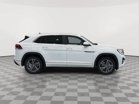 Used 2024 Volkswagen Atlas Cross Sport SEL R-Line AWD/4WD image 6