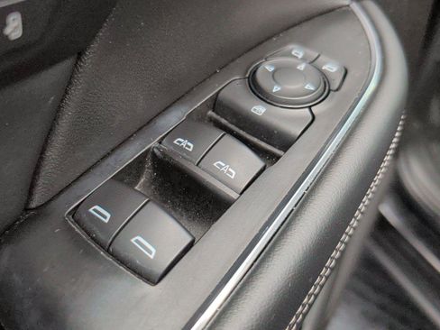 Used 2023 Buick Envision Essence FWD image 15
