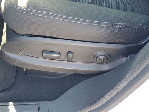 Used 2016 Chevrolet Traverse LT w/ Style and Technology Package image 29