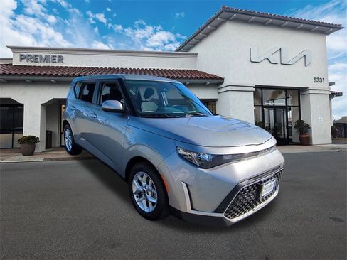 Certified 2023 Kia Soul LX w/ LX Technology Package image 2
