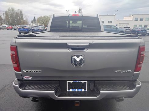 Used 2020 RAM 1500 Laramie w/ Sport Appearance Package AWD/4WD image 4