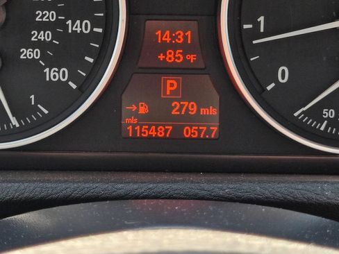 Used 2013 BMW X5 xDrive50i AWD/4WD image 28