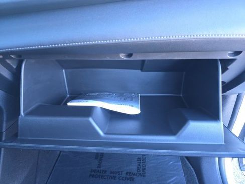 Certified 2025 Buick Enclave Preferred image 40