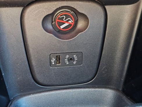 Used 2014 MINI Cooper S FWD image 32