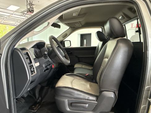 Used 2011 RAM 1500 Express AWD/4WD image 9