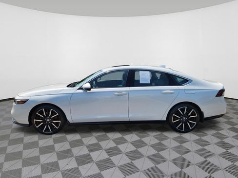 Certified 2023 Honda Accord Touring image 5