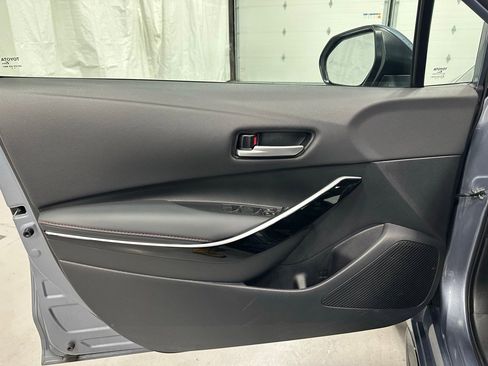 Used 2025 Toyota Corolla XSE image 8