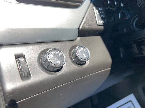 Used 2017 Chevrolet Tahoe LT image 16