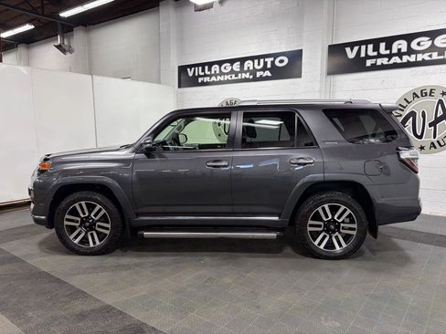 Used 2017 Toyota 4Runner Limited image 7