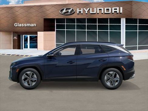New 2025 Hyundai Tucson SEL image 3