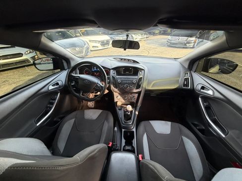 Used 2018 Ford Focus ST FWD image 31