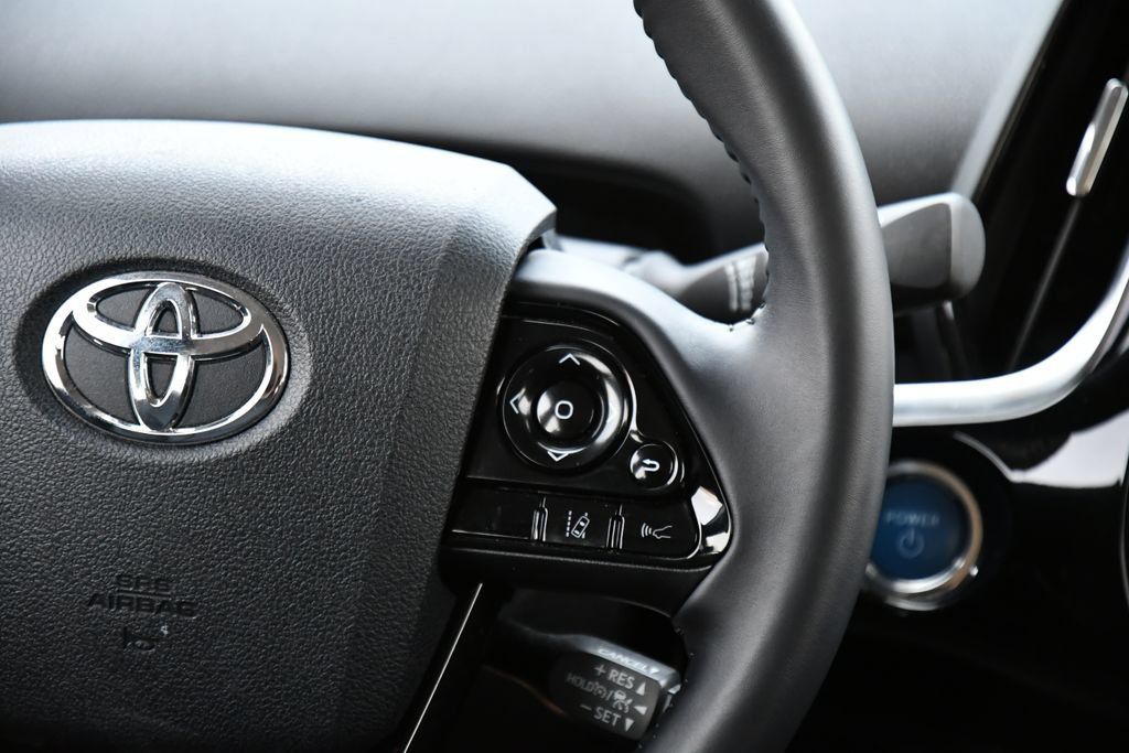 Used 2021 Toyota Prius Prime XLE FWD image 28