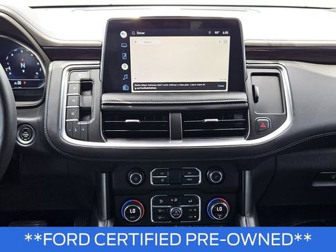Used 2022 Chevrolet Tahoe Z71 w/ Luxury Package AWD/4WD image 24
