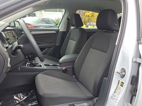 Used 2019 Volkswagen Jetta S w/ Driver Assistance Package image 11