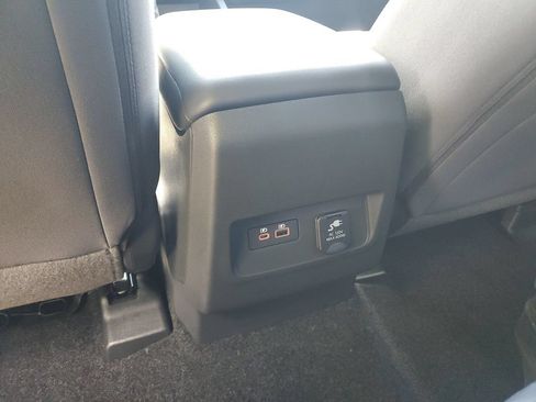 New 2026 Nissan Frontier SV w/ SV Convenience Package AWD/4WD image 25