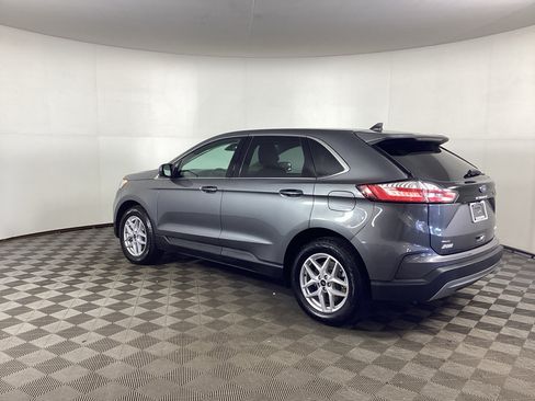 Used 2023 Ford Edge SEL w/ Convenience Package AWD/4WD image 4
