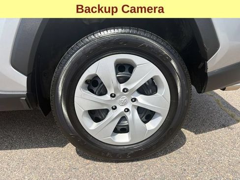 Certified 2025 Toyota RAV4 LE AWD/4WD image 10