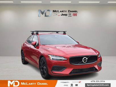 Used 2020 Volvo S60 T6 Momentum