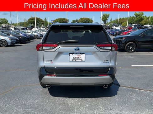 Used 2023 Toyota RAV4 XSE AWD/4WD image 18