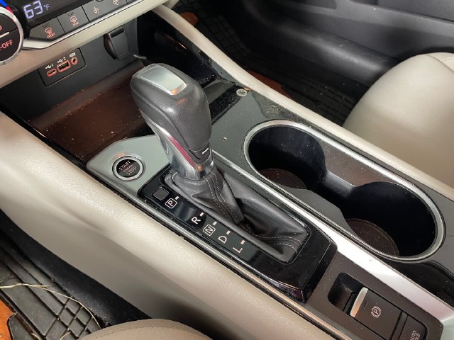 Used 2020 Nissan Altima 2.5 SV FWD image 9