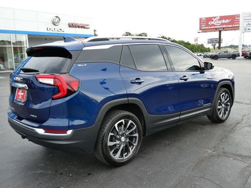 Used 2022 GMC Terrain SLT AWD/4WD image 5