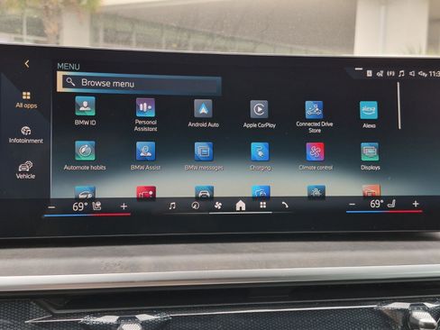 New 2026 BMW X5 xDrive50e image 18