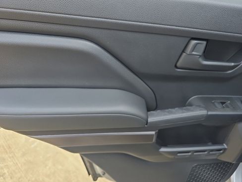 Used 2025 Toyota 4Runner SR5 image 11