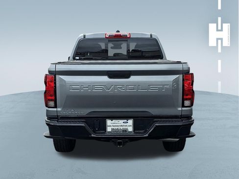 Used 2024 Chevrolet Colorado W/T image 3