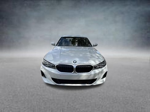 Used 2024 BMW 330i Sedan w/ Convenience Package RWD image 2