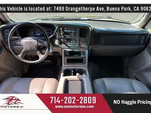 Used 2004 Chevrolet Suburban LT w/ Preferred Equipment Group image 15