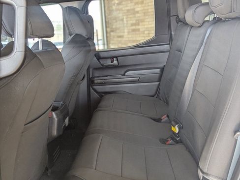 Used 2024 Toyota Tacoma TRD Off-Road image 27