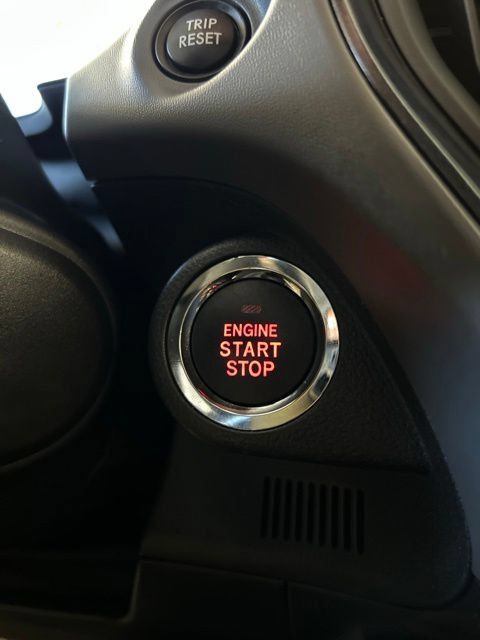Used 2024 Subaru Crosstrek 2.5i Limited AWD/4WD image 82