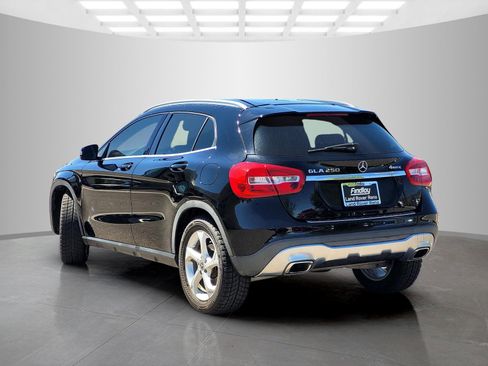 Used 2018 Mercedes-Benz GLA 250 4MATIC image 4