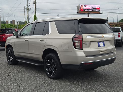Used 2021 Chevrolet Tahoe LT w/ Rear Media and Nav Package RWD image 8