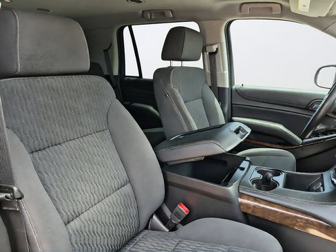 Used 2018 Chevrolet Tahoe LS RWD image 32